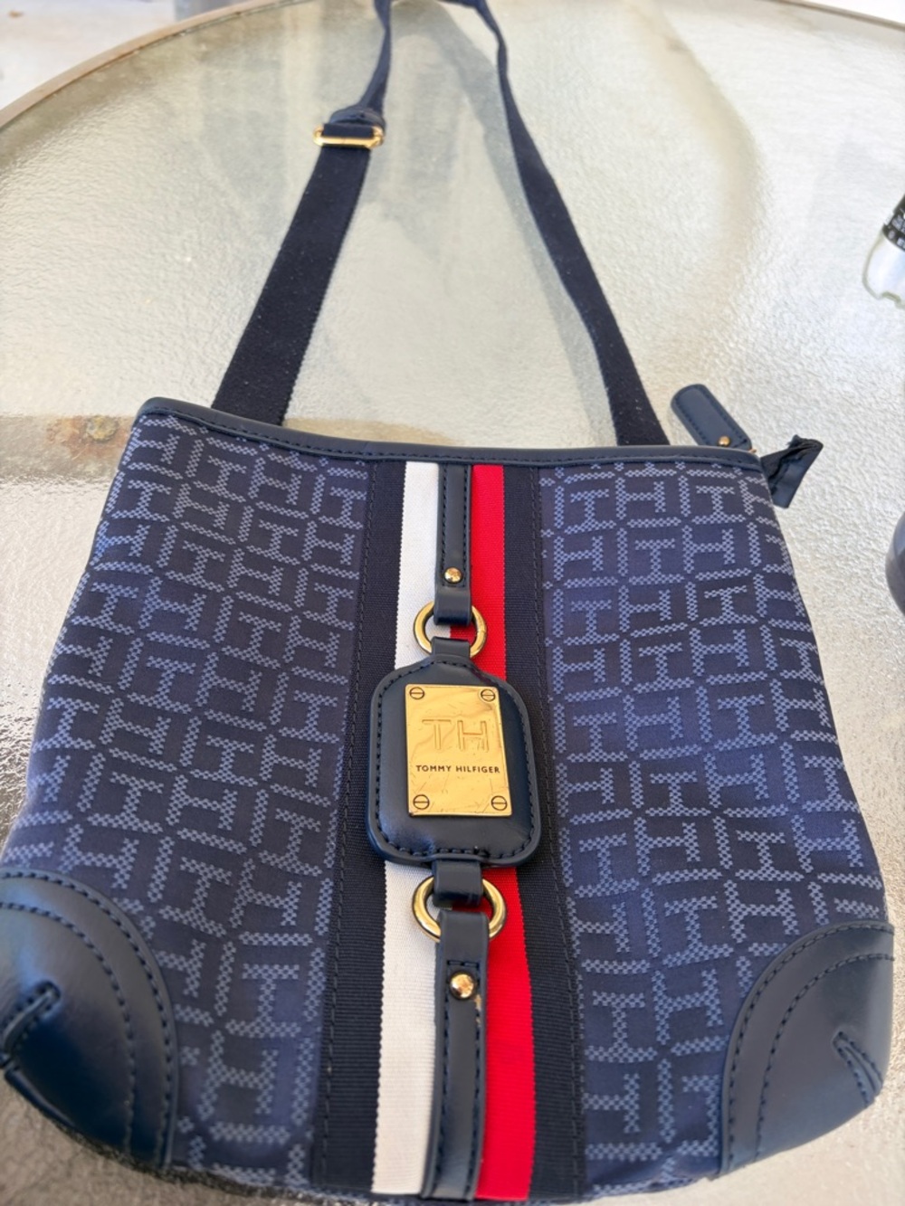 Tommy Hilfiger crossbody